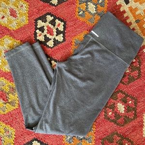Never Worn Women’s Aerie Leggings High Waisted Gray Medium
